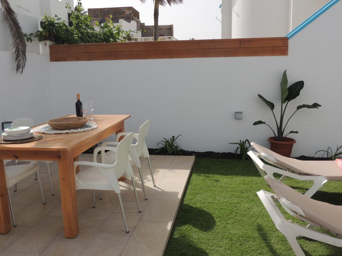 Cozy, Beach House , By Mahbovillas La Oliva Exteriör bild